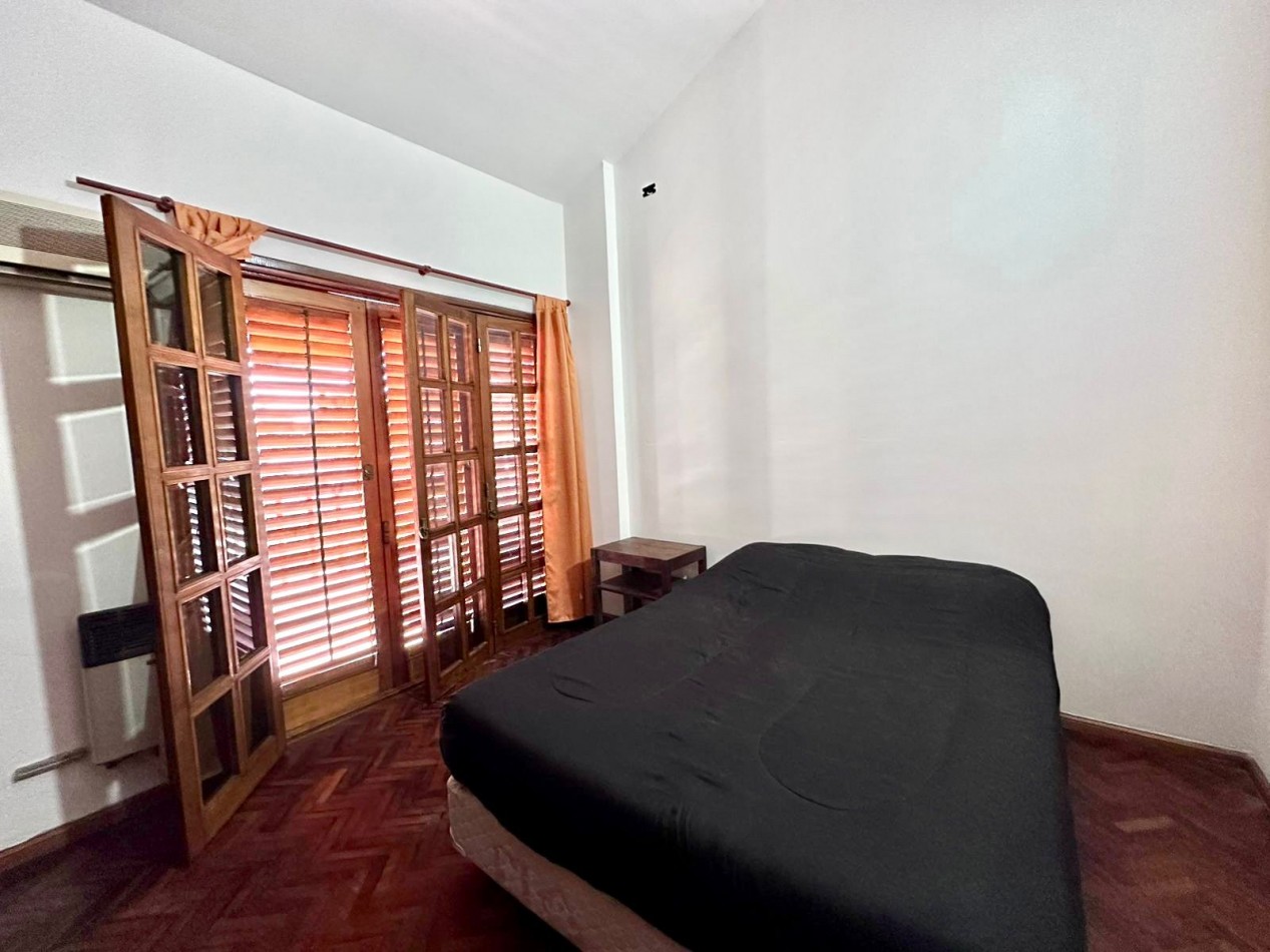 Casa 7 ambientes en Ituzaingo Norte