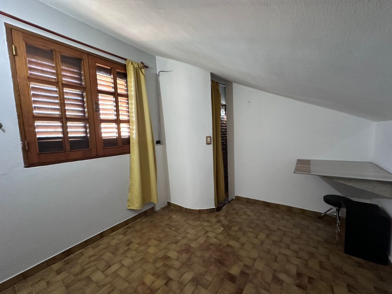 Casa 7 ambientes en Ituzaingo Norte