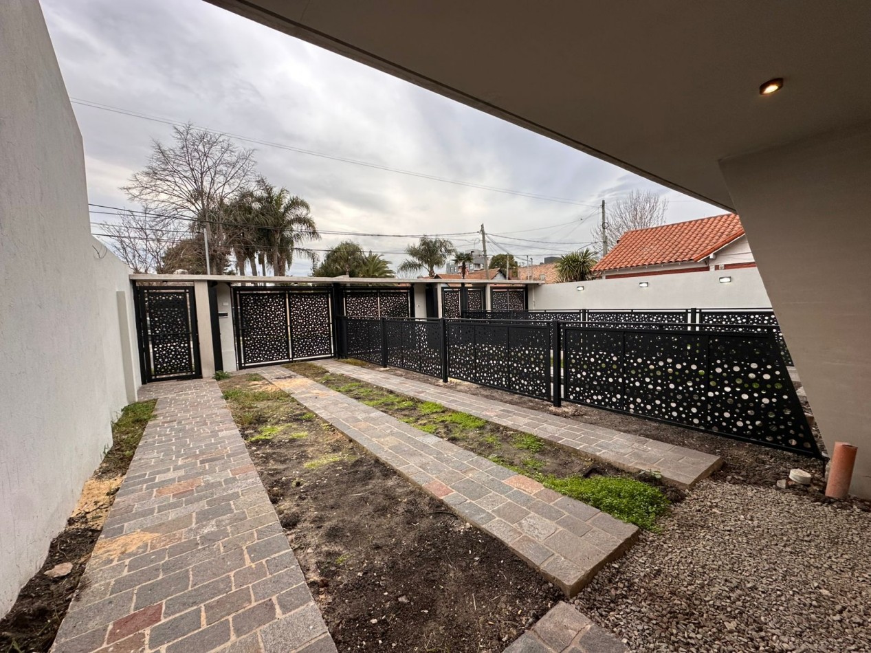 CASA 4 AMBIENTES | ITUZAINGO NORTE
