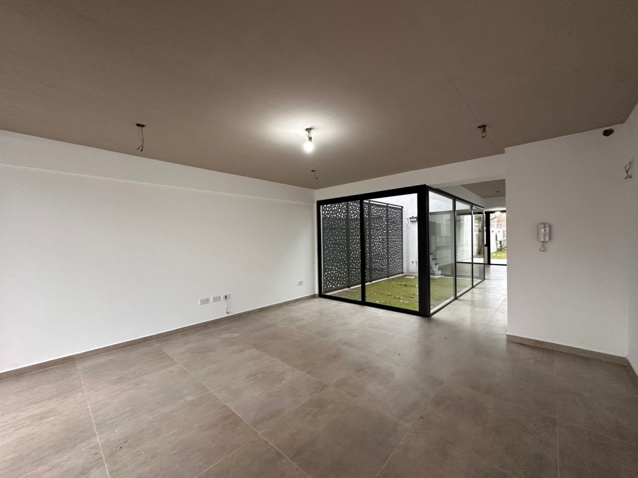 CASA 4 AMBIENTES | ITUZAINGO NORTE