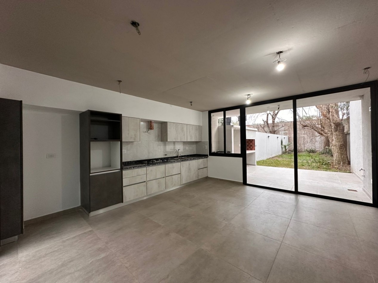 CASA 4 AMBIENTES | ITUZAINGO NORTE