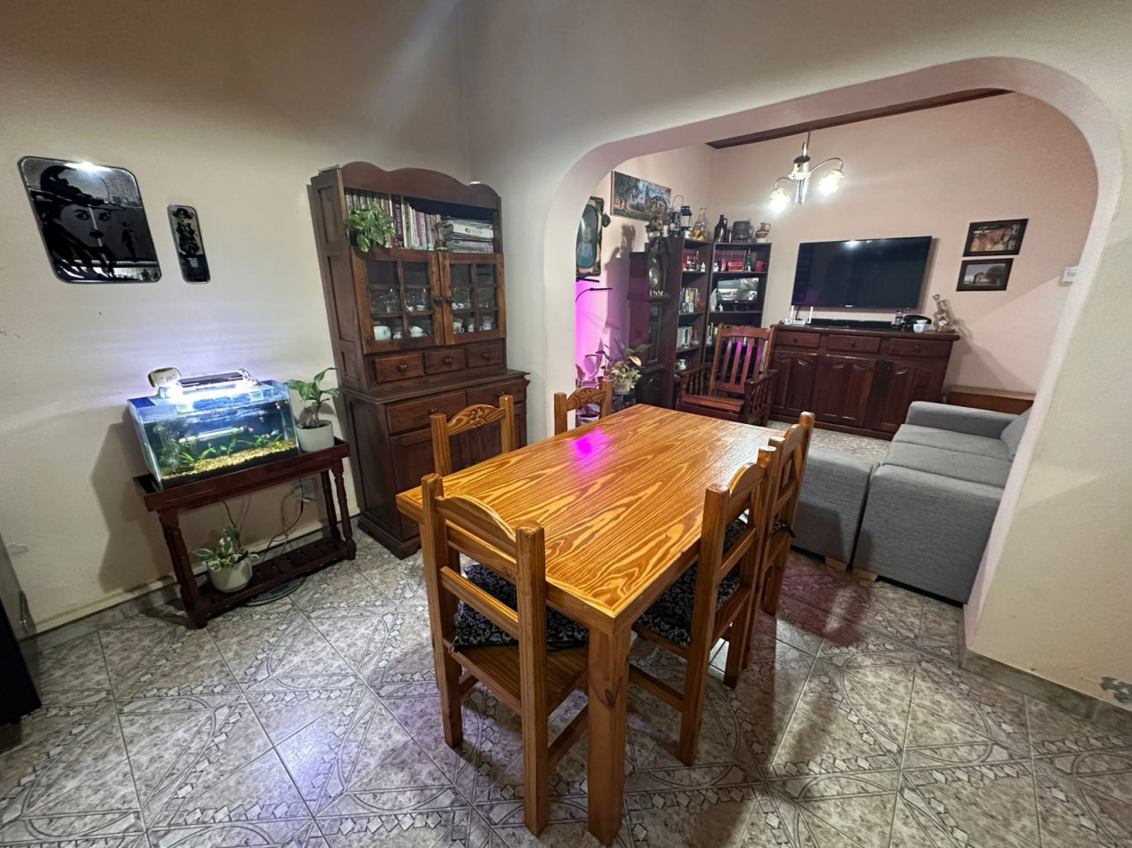 CASA 5 AMBIENTES EN PASO DEL REY 