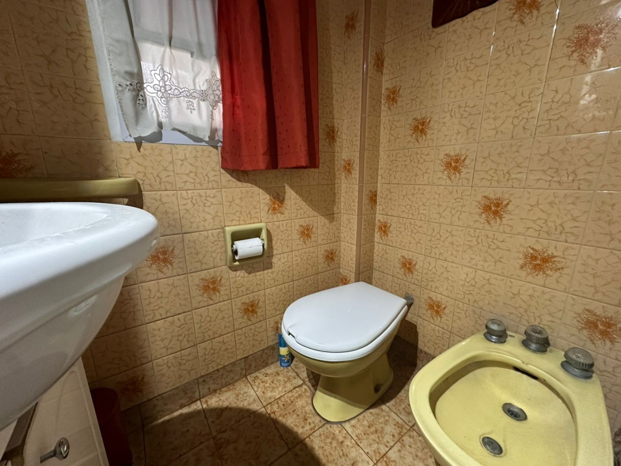 CASA 5 AMBIENTES EN PASO DEL REY 