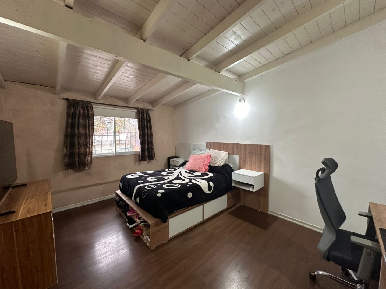CASA 5 AMBIENTES EN PASO DEL REY 
