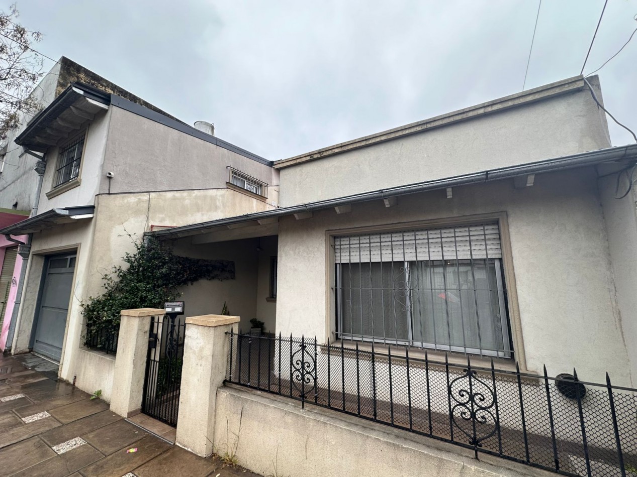 CASA 5 AMBIENTES EN PASO DEL REY 