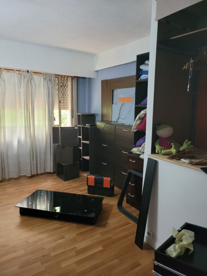 Casa y 2 Deptos en Castelar Norte - Ideal Renta 
