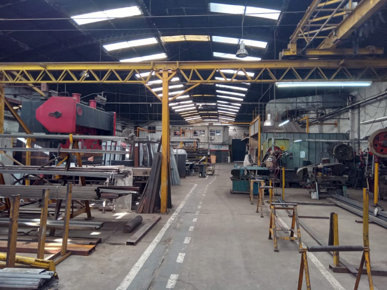 GALPON INDUSTRIAL ITUZAINGO A MTS ACCESO OESTE
