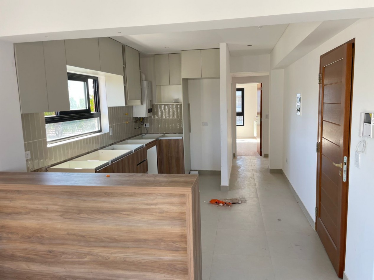 DEPARTAMENTO 3 AMBIENTES CON COCHERA A ESTRENAR ITUZAINGO CENTRO