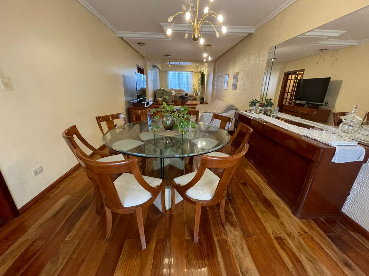 VENTA CASA 5 AMBIENTES CASTELAR NORTE
