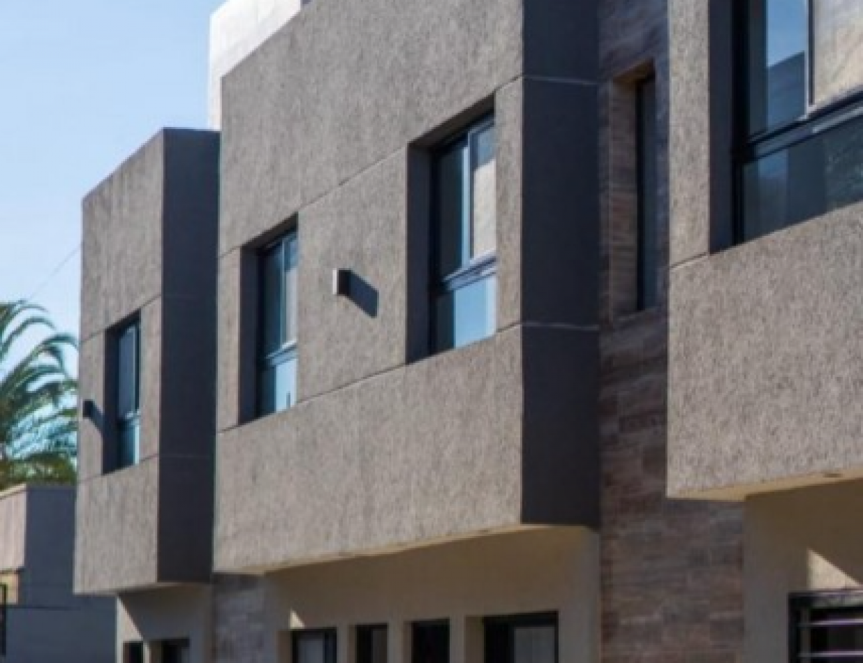 DUPLEX 3 AMBIENTES EN COMPLEJO CERRADO ITUZAINGO SUR