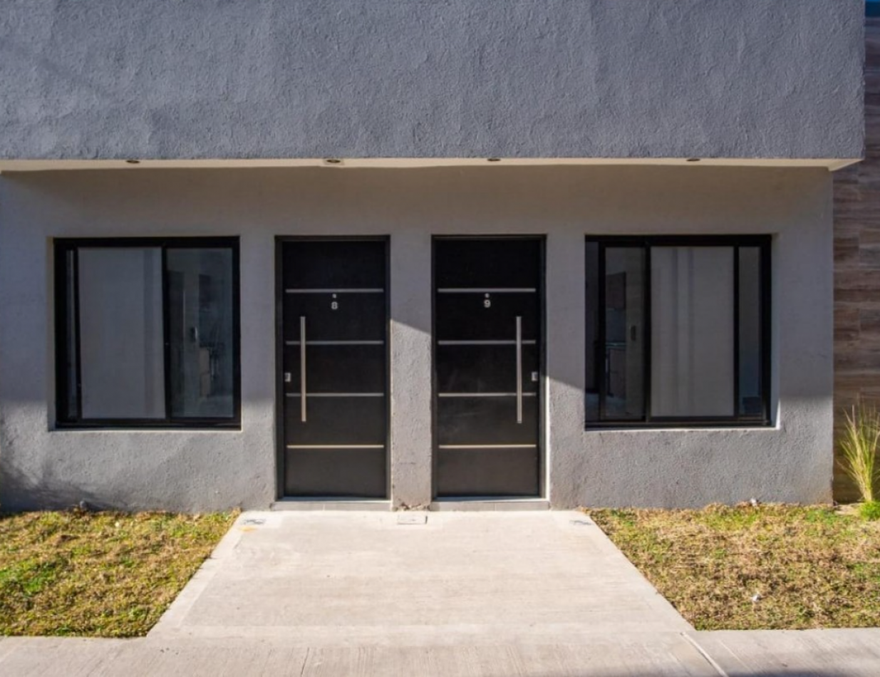 DUPLEX 3 AMBIENTES EN COMPLEJO CERRADO ITUZAINGO SUR