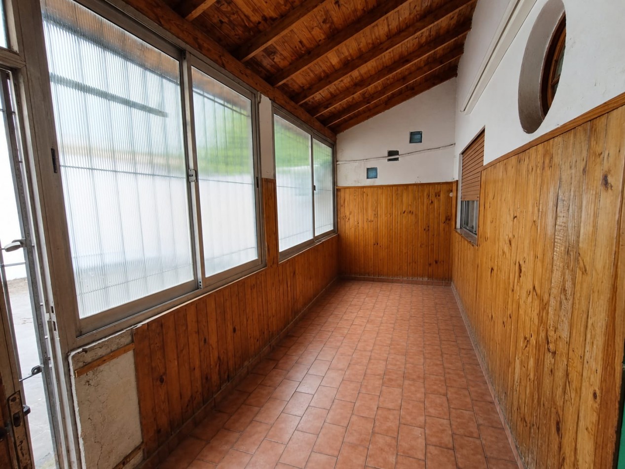 Venta Casa 4 amb Moron APTO CREDITO
