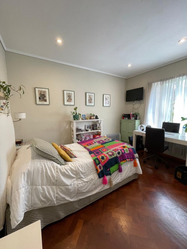 Venta casa Castelar Norte 5 ambientes