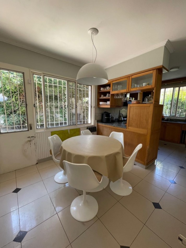 Venta casa Castelar Norte 5 ambientes