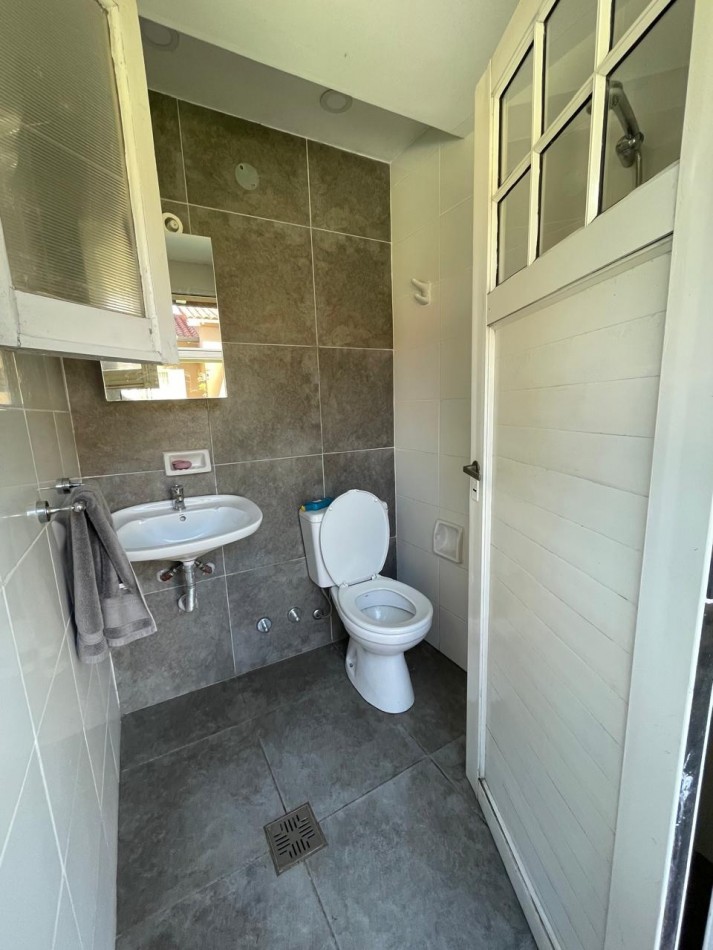 Venta casa Castelar Norte 5 ambientes