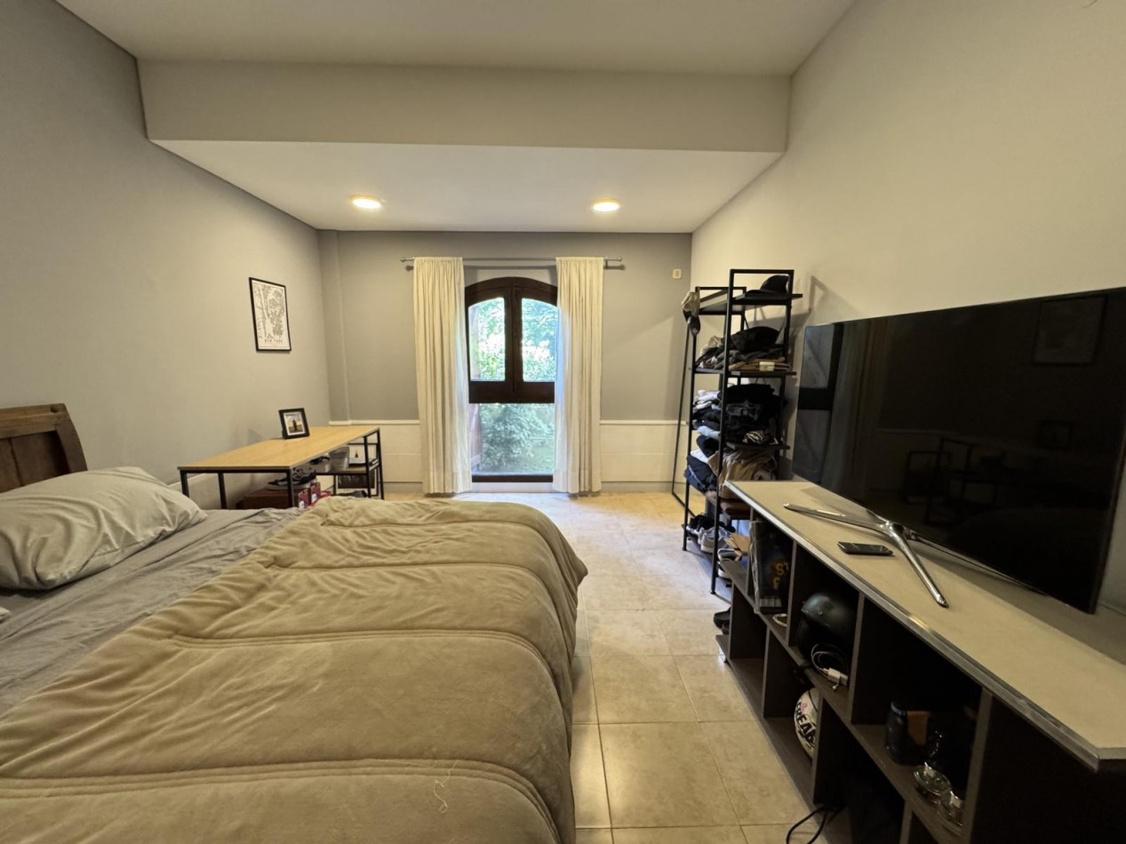 Venta casa Castelar 5 ambientes