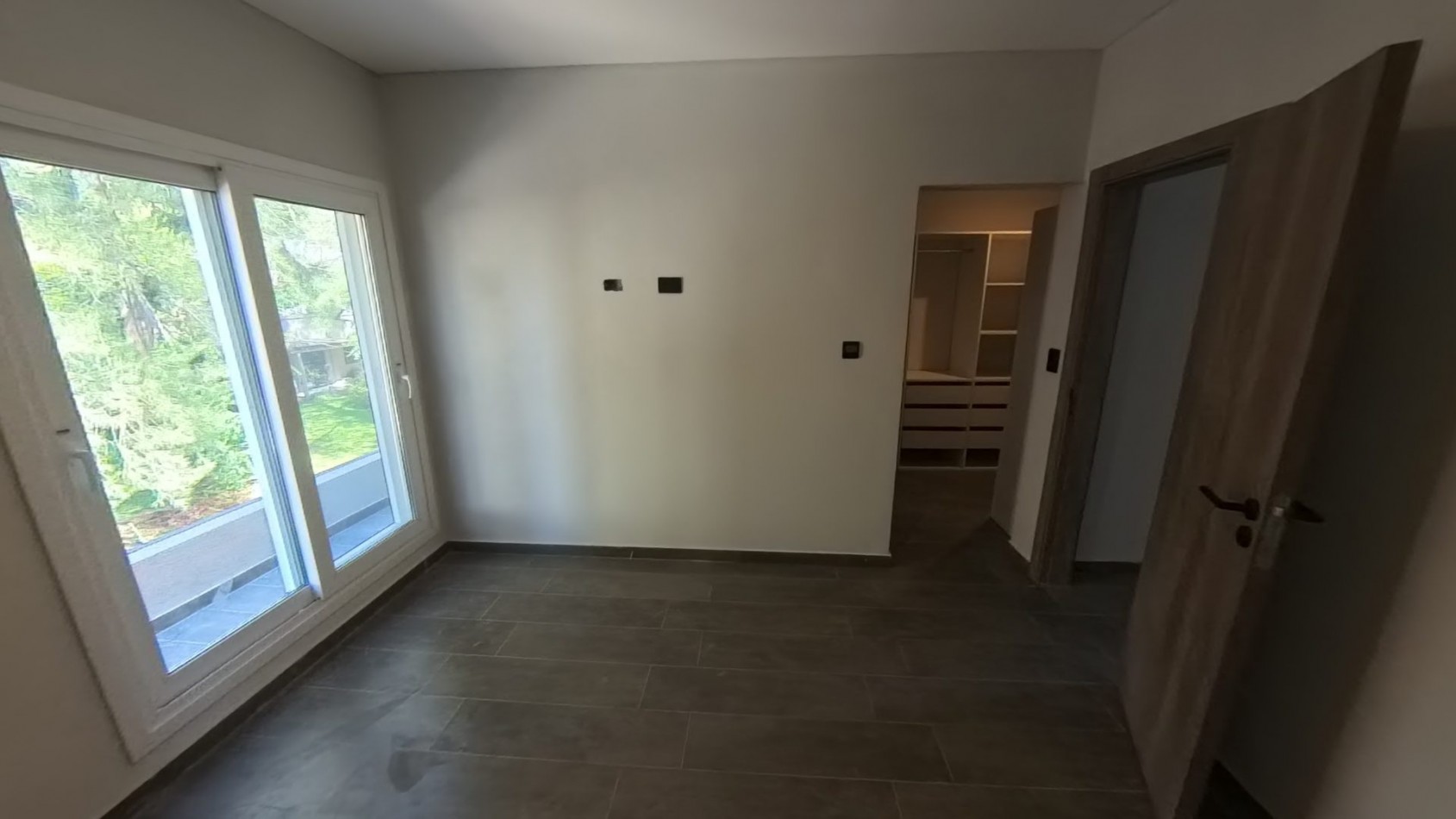 Venta Casa 5 ambientes Ituzaingo Leloir