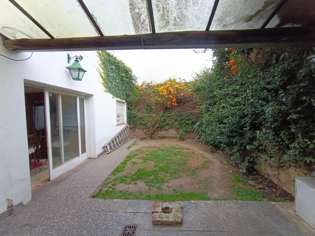 Venta Casa 3 ambientes Ituzaingo Norte 