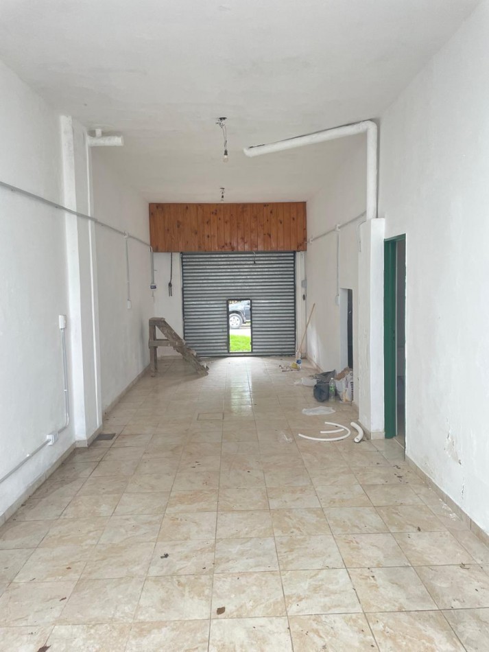 Villa Tesei - Local Comercial - Cercano a la universidad 