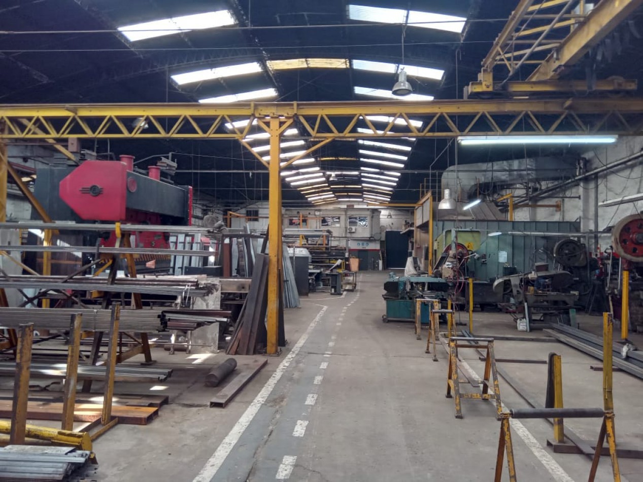 GALPON INDUSTRIAL ITUZAINGO A MTS ACCESO OESTE