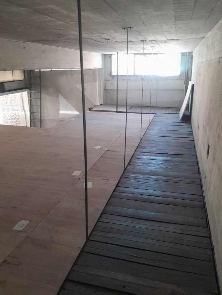 VENTA GALPON DEPOSITO EN PH ZONA PALOMAR 