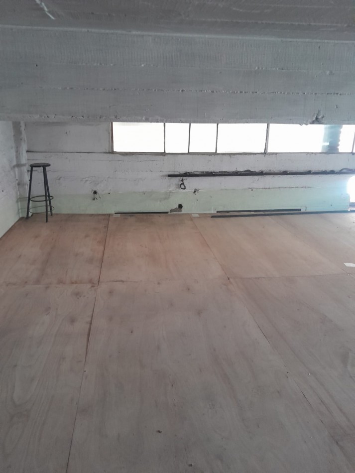 VENTA GALPON DEPOSITO EN PH ZONA PALOMAR 