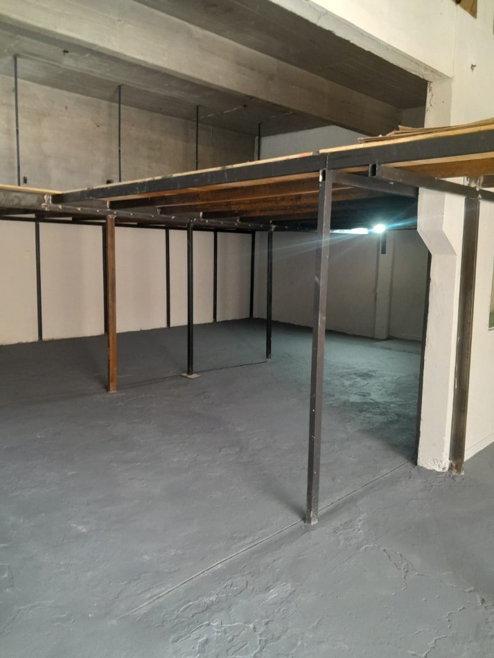 VENTA GALPON DEPOSITO EN PH ZONA PALOMAR 