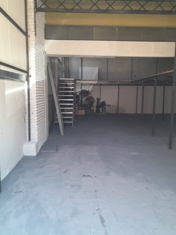 VENTA GALPON DEPOSITO EN PH ZONA PALOMAR 