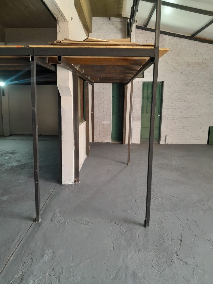 VENTA GALPON DEPOSITO EN PH ZONA PALOMAR 