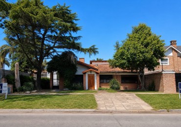 Venta casa 4 amb a reciclar Castelar Norte 17 x 44