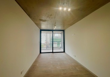 Departamento 3 ambientes contra frente a estrenar en Parque Centenario, 2do piso/con cochera 