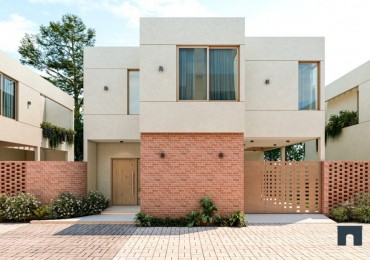 Ituzaingo Norte - Casa en Completo Los Castaños 